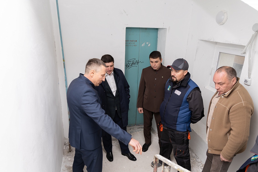 Радмир Беляев взял под личный контроль завершение капремонта МКД в Нижнекамске Радмир Беляев взял под личный контроль завершение капремонта МКД в Нижнекамске
